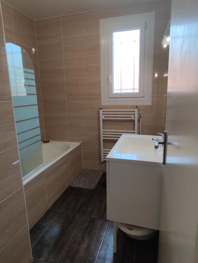 Agreable Appartement Familial Avec Jardin Blois Exterior photo
